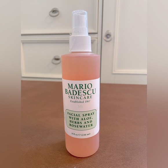 Mario Badescu Facial Spray with Aloe, Herbs and Rosewater- full size NWT 🎉HP🎉 - Picture 1 of 2